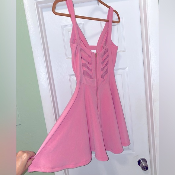 NWT Pink short dress, with strappy cut outs size Small - Picture 9 of 10